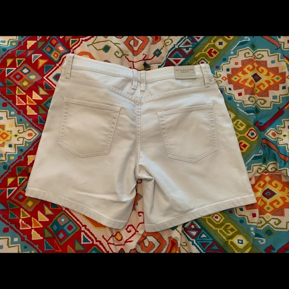 Burberry Brit Women’s size 27 shorts - Picture 3 of 4